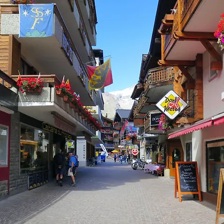 Mier Gfallt's By Interhome Saas-Fee